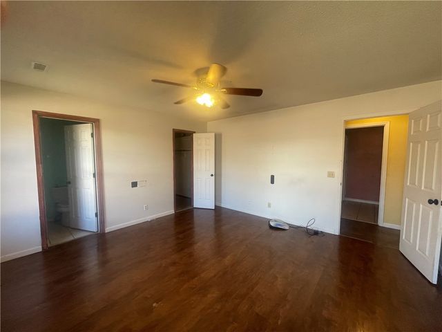 10 Cagle, Clarksville, AR 72830