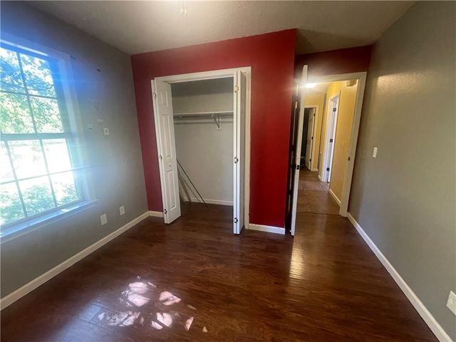 10 Cagle, Clarksville, AR 72830