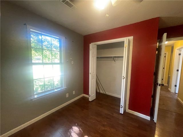 10 Cagle, Clarksville, AR 72830