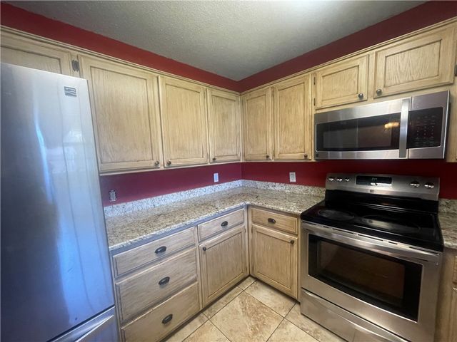 10 Cagle, Clarksville, AR 72830