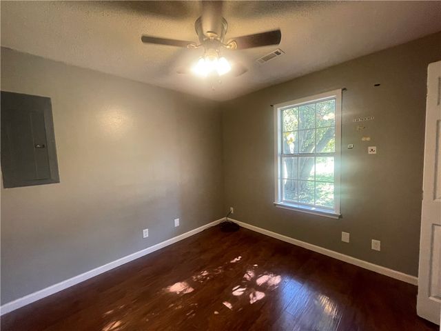 10 Cagle, Clarksville, AR 72830