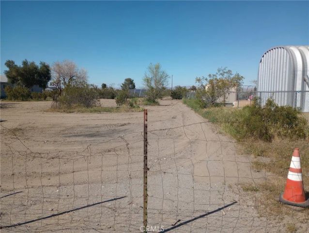 3001 MCMILLAN Lane, Phelan, CA 92372