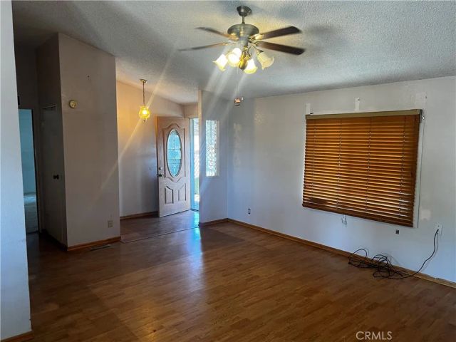 3001 MCMILLAN Lane, Phelan, CA 92372