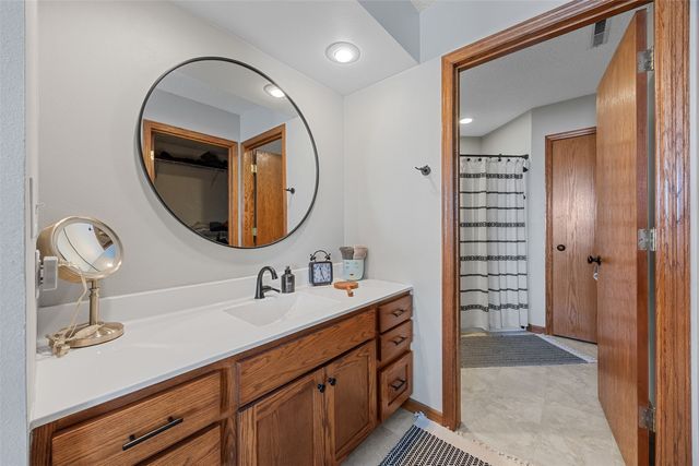 3170 Willowridge Road C, Marion, IA 52302