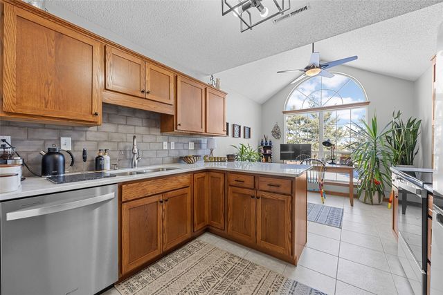 3170 Willowridge Road C, Marion, IA 52302