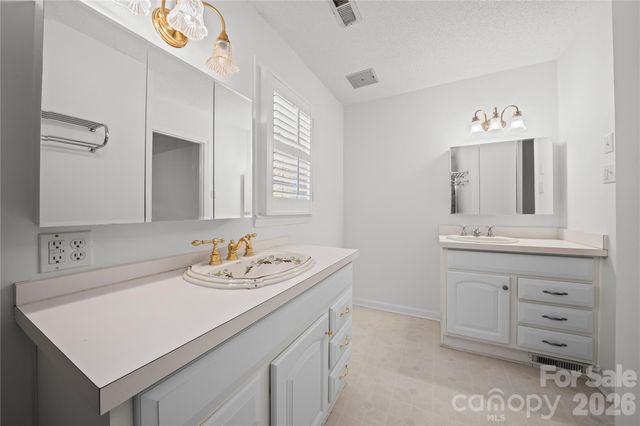 10670 Troutman Road, Midland, NC 28107