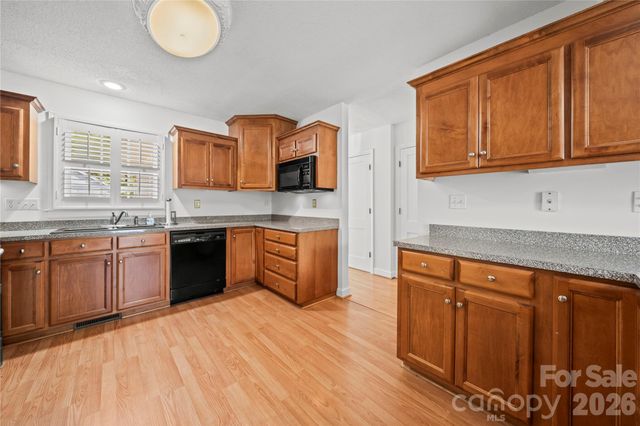 10670 Troutman Road, Midland, NC 28107