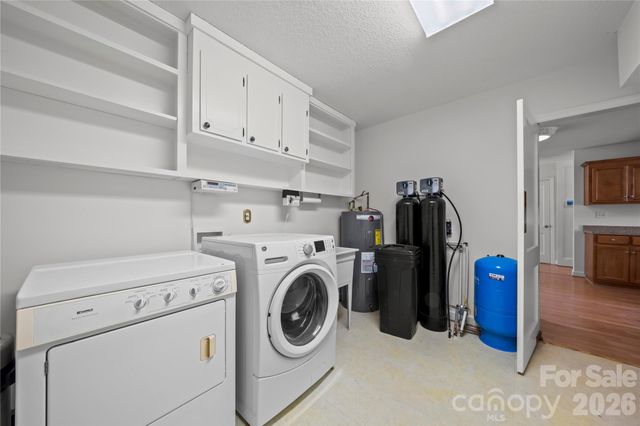 10670 Troutman Road, Midland, NC 28107