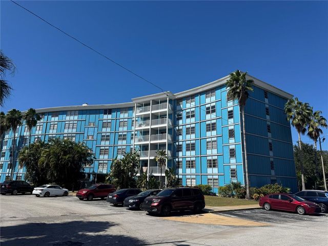 3315 58TH AVENUE S 109, St Petersburg, FL 33712