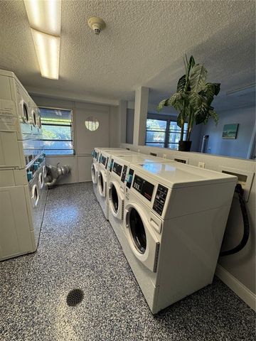 3315 58TH AVENUE S 109, St Petersburg, FL 33712