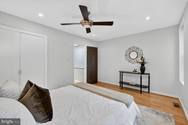 624 14TH PL NE, Washington, DC 20002