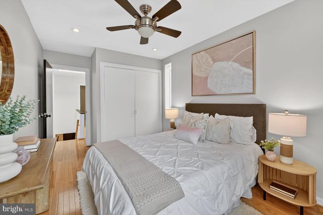 624 14TH PL NE, Washington, DC 20002