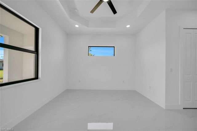 3901 3rd ST SW, Lehigh Acres, FL 33976