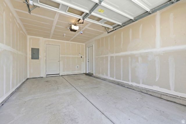 8446 W BECKVILLE DR, Magna, UT 84044