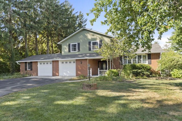 111 Edwards Road, Johnstown, OH 43031