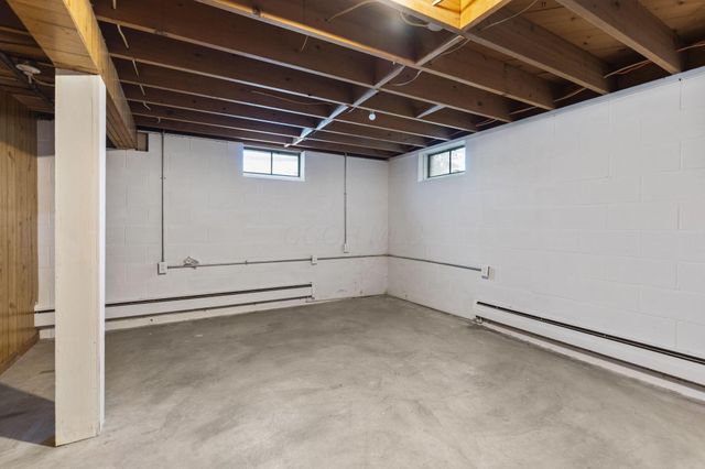 111 Edwards Road, Johnstown, OH 43031