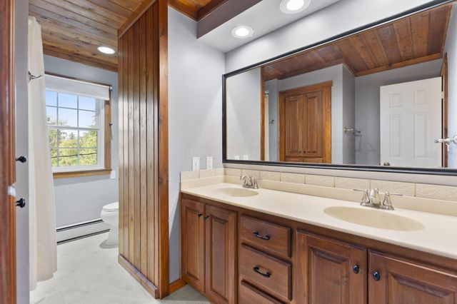 111 Edwards Road, Johnstown, OH 43031