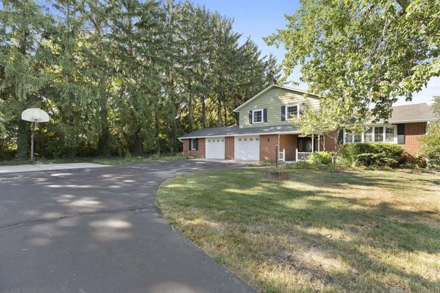 111 Edwards Road, Johnstown, OH 43031