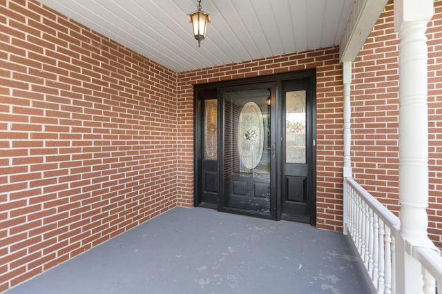 111 Edwards Road, Johnstown, OH 43031