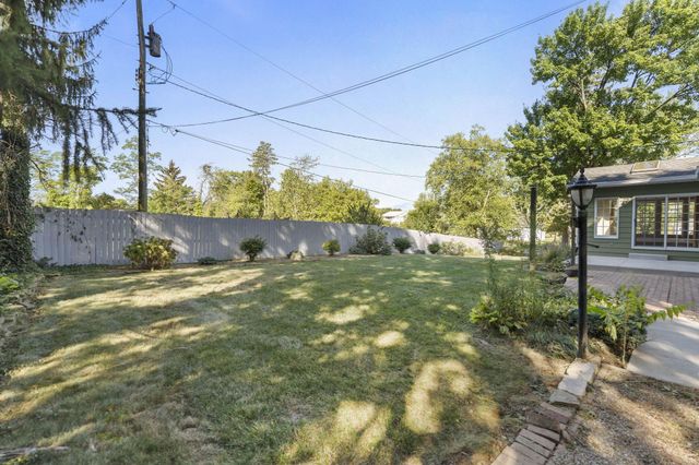 111 Edwards Road, Johnstown, OH 43031