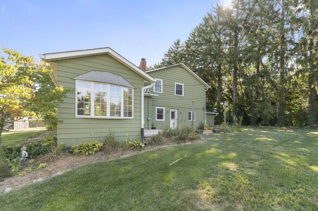 111 Edwards Road, Johnstown, OH 43031