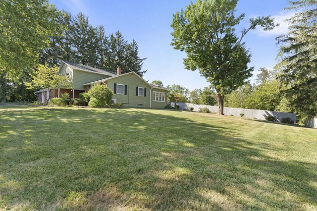 111 Edwards Road, Johnstown, OH 43031