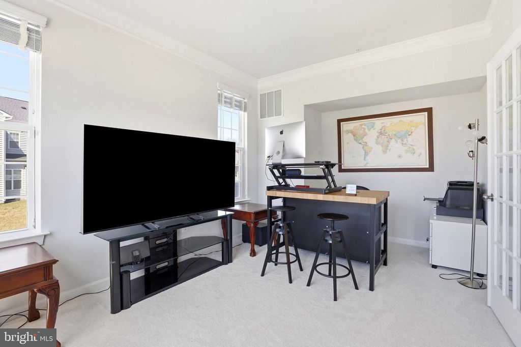 Image 10 of property listing at 6702 SAVANNAH DR, Brandywine, MD 20613