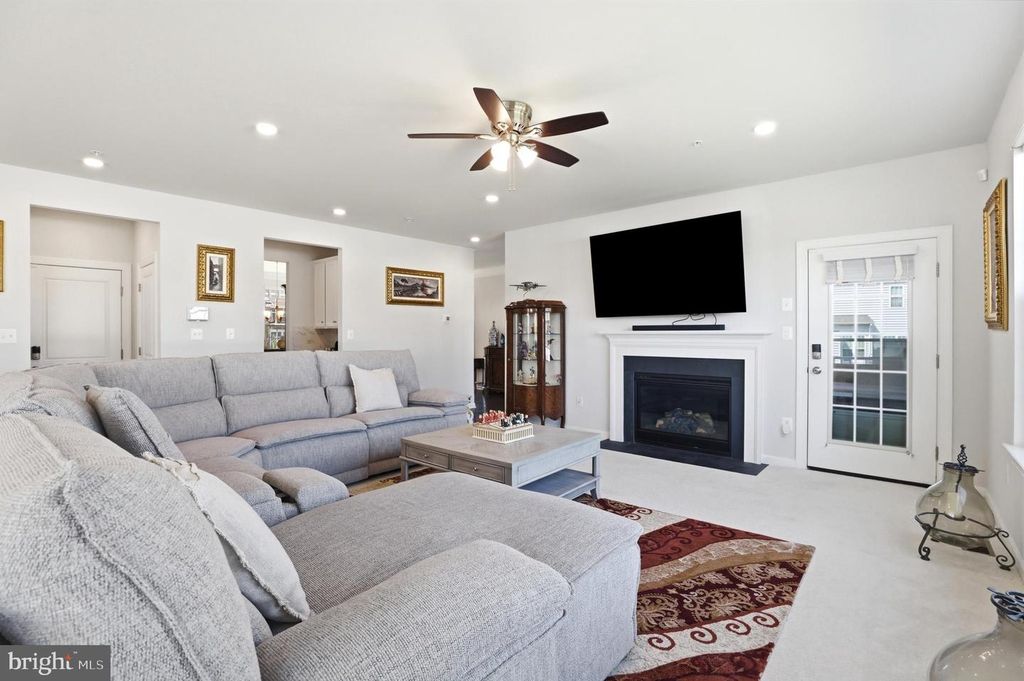 Image 18 of property listing at 6702 SAVANNAH DR, Brandywine, MD 20613