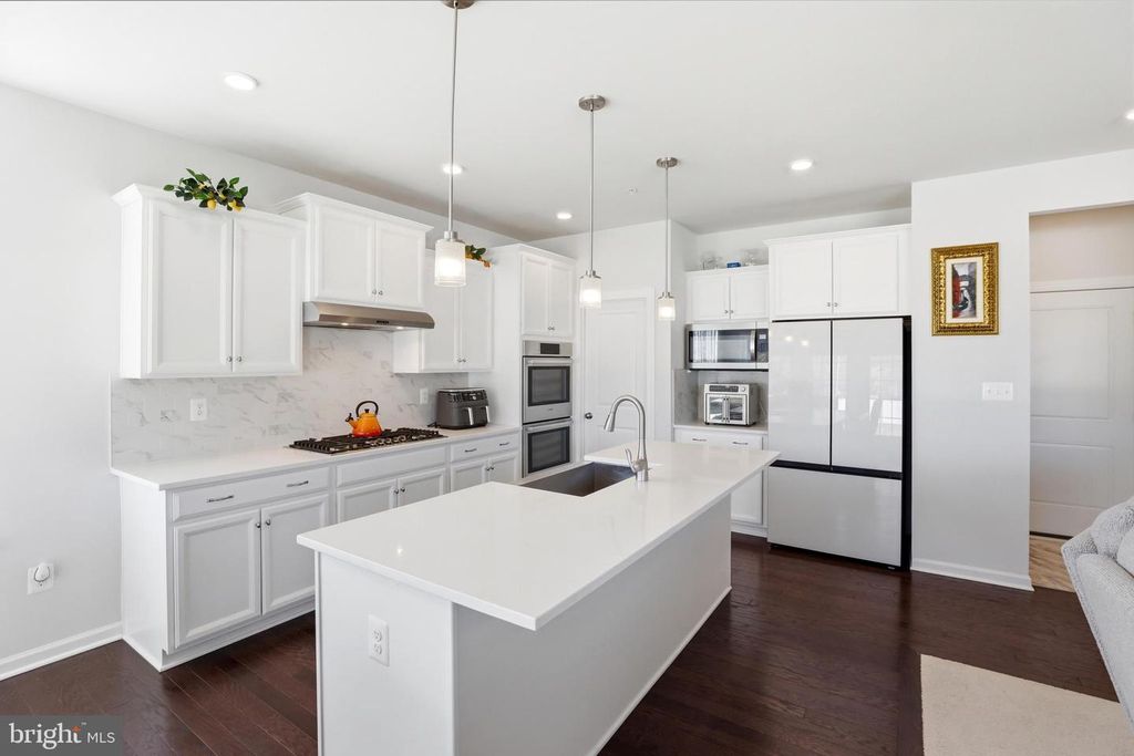 Image 20 of property listing at 6702 SAVANNAH DR, Brandywine, MD 20613