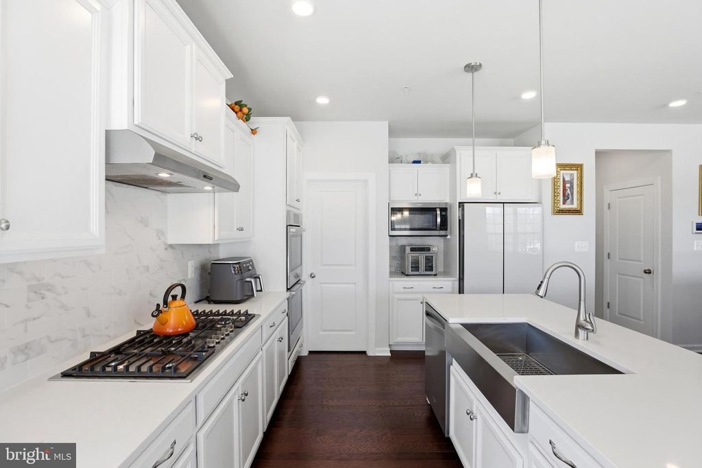 Image 21 of property listing at 6702 SAVANNAH DR, Brandywine, MD 20613