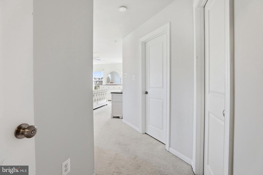 Image 37 of property listing at 6702 SAVANNAH DR, Brandywine, MD 20613