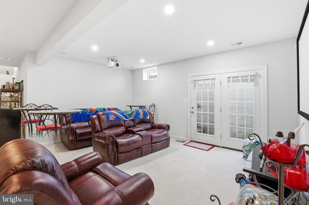 Image 46 of property listing at 6702 SAVANNAH DR, Brandywine, MD 20613