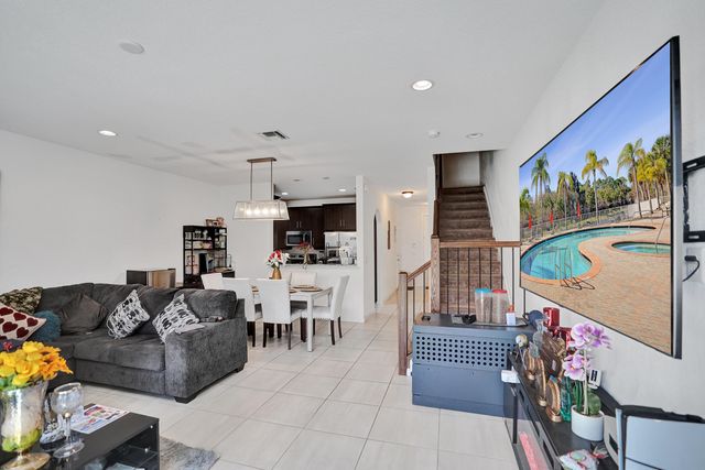 5889 Monterra Club Drive, Lake Worth, FL 33463