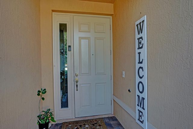 5889 Monterra Club Drive, Lake Worth, FL 33463