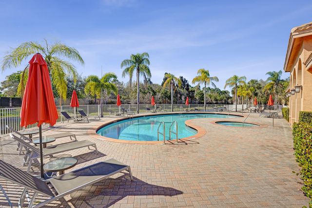 5889 Monterra Club Drive, Lake Worth, FL 33463