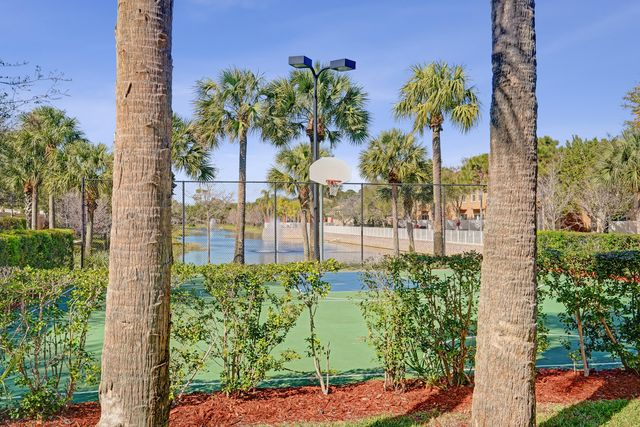 5889 Monterra Club Drive, Lake Worth, FL 33463