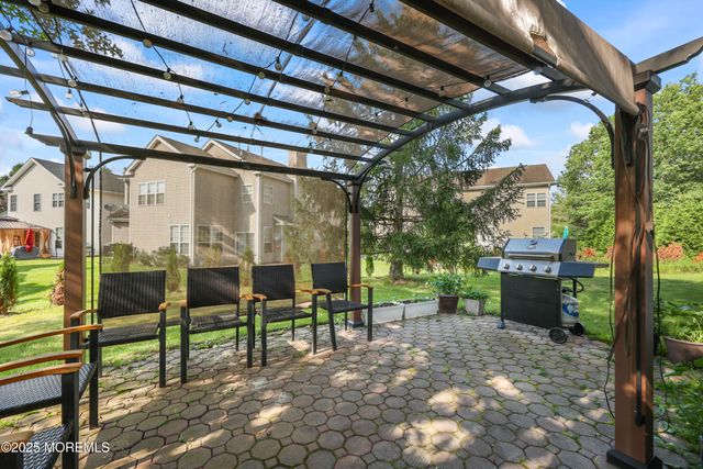 19 Jason Court, Morganville, NJ 07751