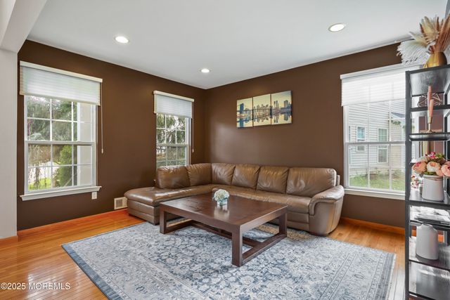 19 Jason Court, Morganville, NJ 07751