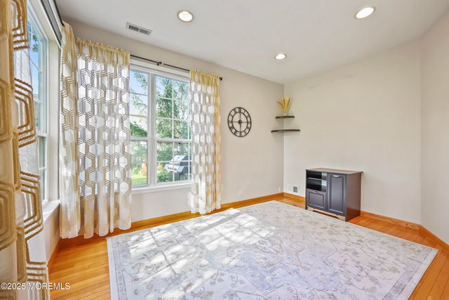 19 Jason Court, Morganville, NJ 07751