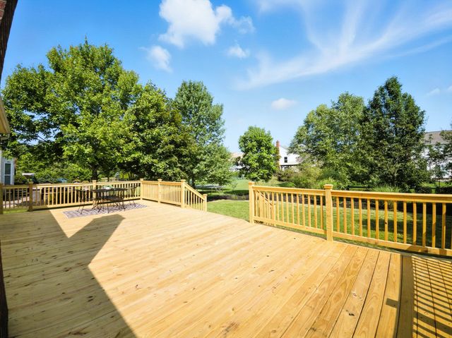 4256 Landhigh Lakes Drive, Powell, OH 43065