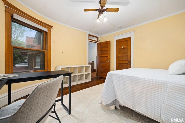 1507 W BARKER Avenue, Peoria, IL 61606