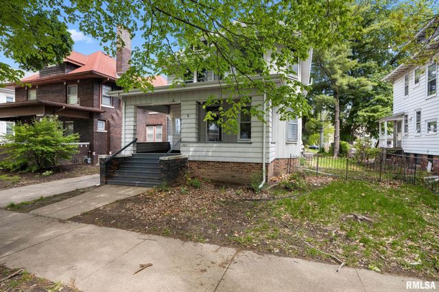 1507 W BARKER Avenue, Peoria, IL 61606