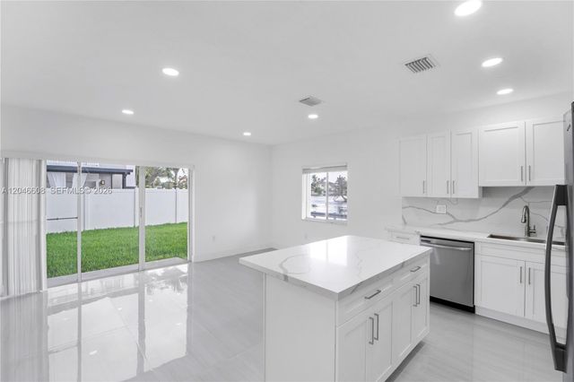 2802 SW 128th Way, Miramar, FL 33027