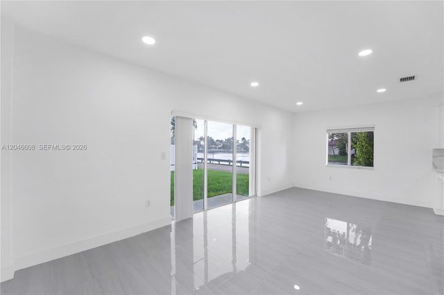 2802 SW 128th Way, Miramar, FL 33027
