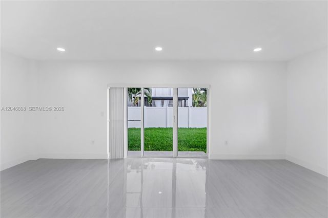 2802 SW 128th Way, Miramar, FL 33027