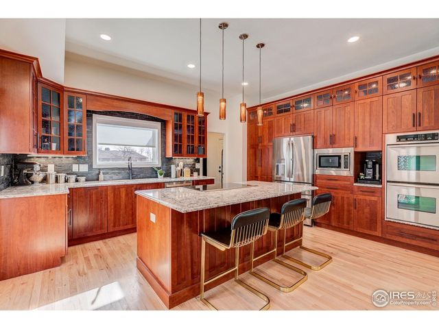 1118 Oakhurst Dr, Broomfield, CO 80020