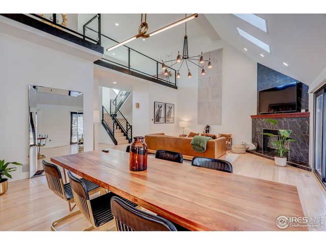 1118 Oakhurst Dr, Broomfield, CO 80020