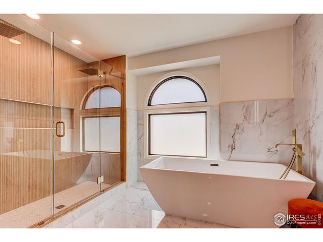 1118 Oakhurst Dr, Broomfield, CO 80020