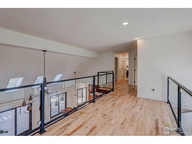 1118 Oakhurst Dr, Broomfield, CO 80020