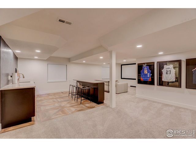 1118 Oakhurst Dr, Broomfield, CO 80020